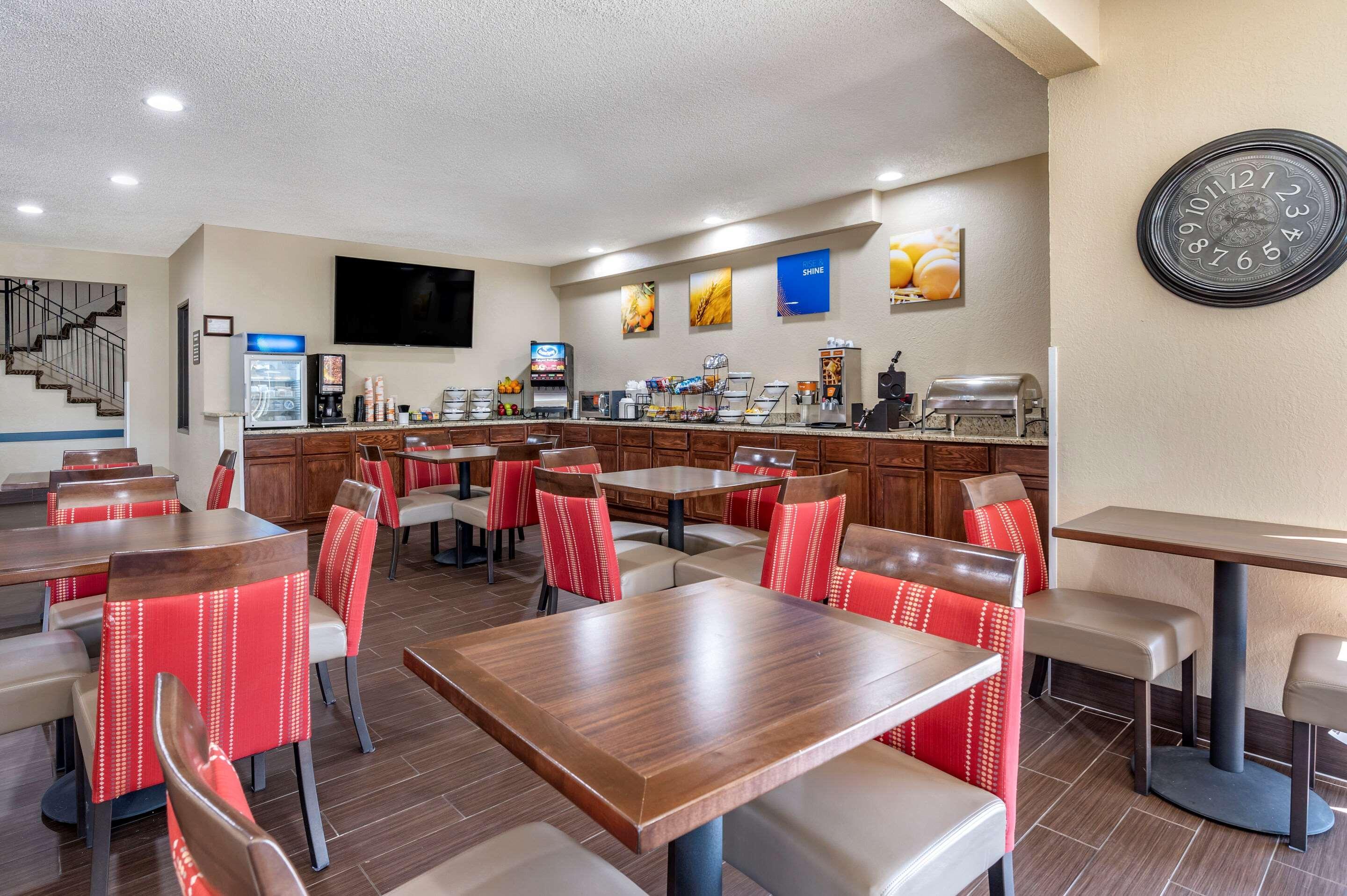 Comfort Inn Near Kokomo Speedway Esterno foto